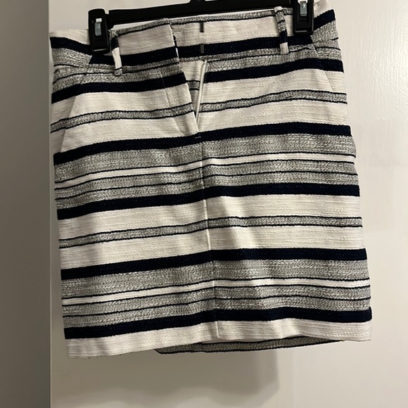 Skirt - Picture 1 of 2